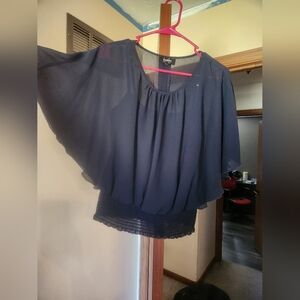 Short sleeve top